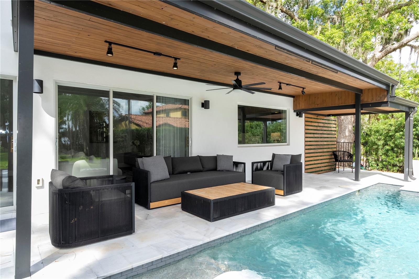CYPRESS SHORES FIRST ADD - Residential