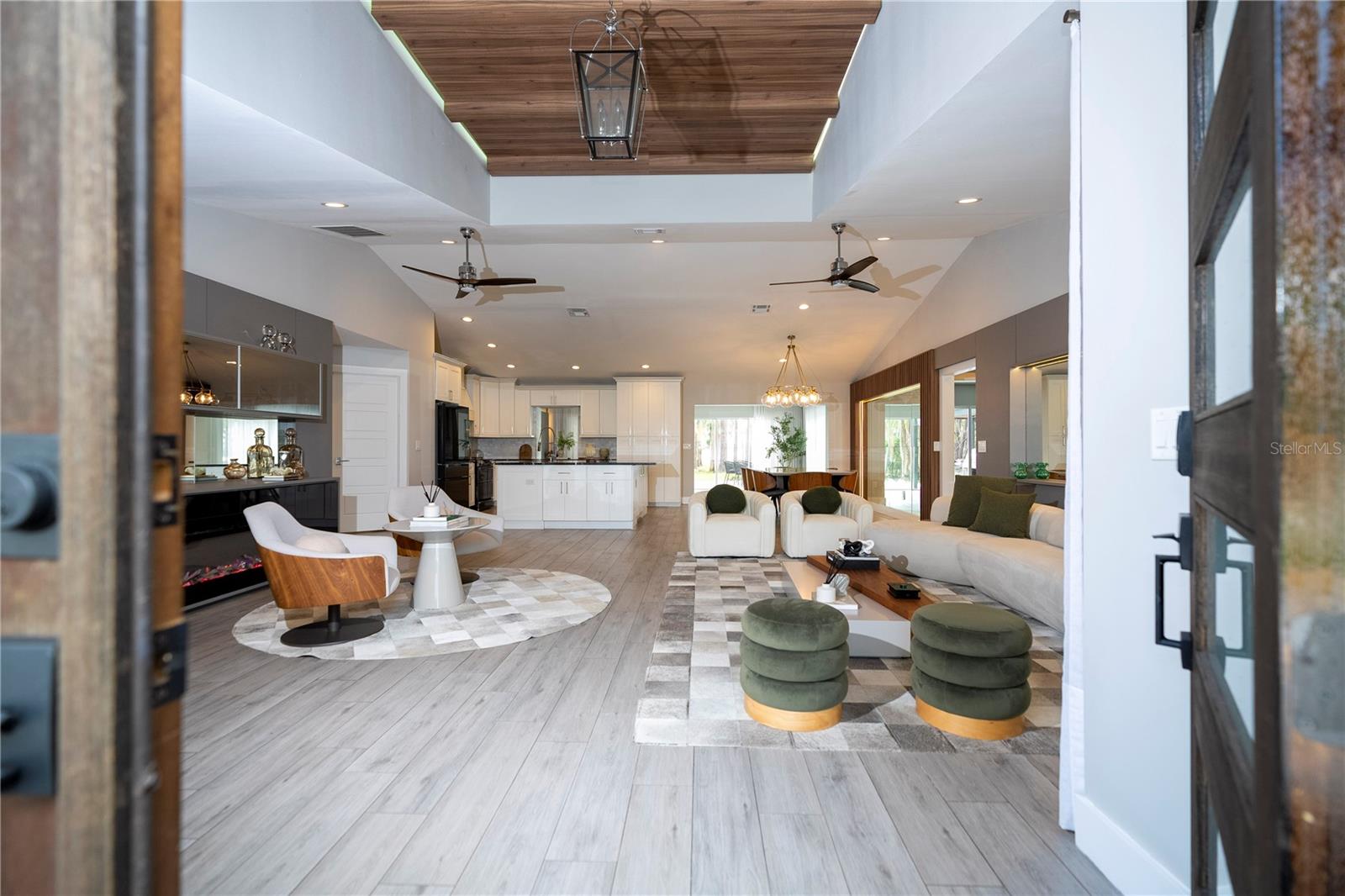 CYPRESS SHORES FIRST ADD - Residential