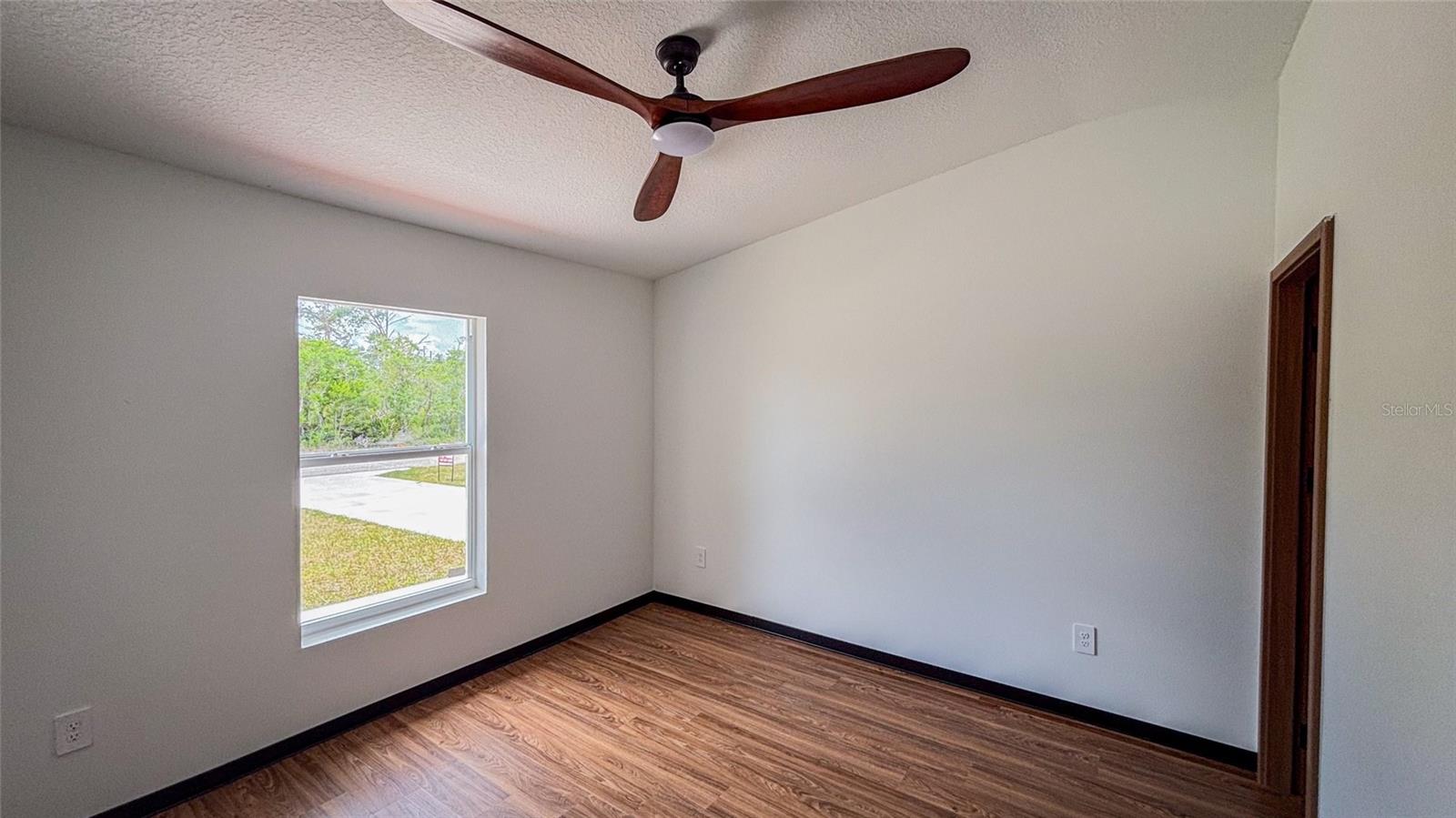 SILVER SPGS SHORES - Residential