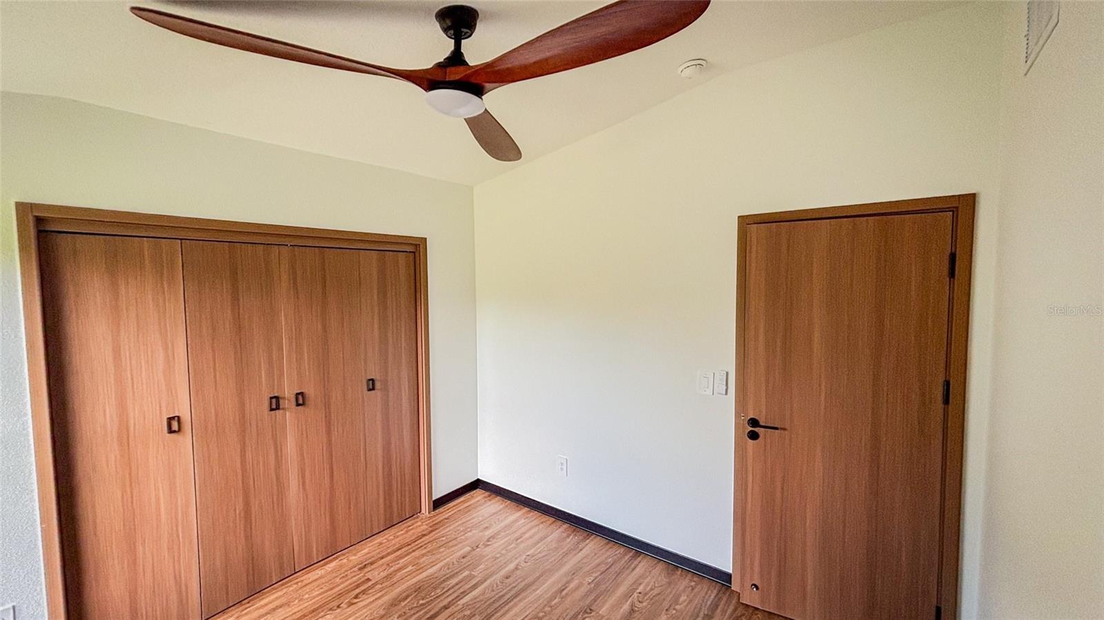 SILVER SPGS SHORES - Residential