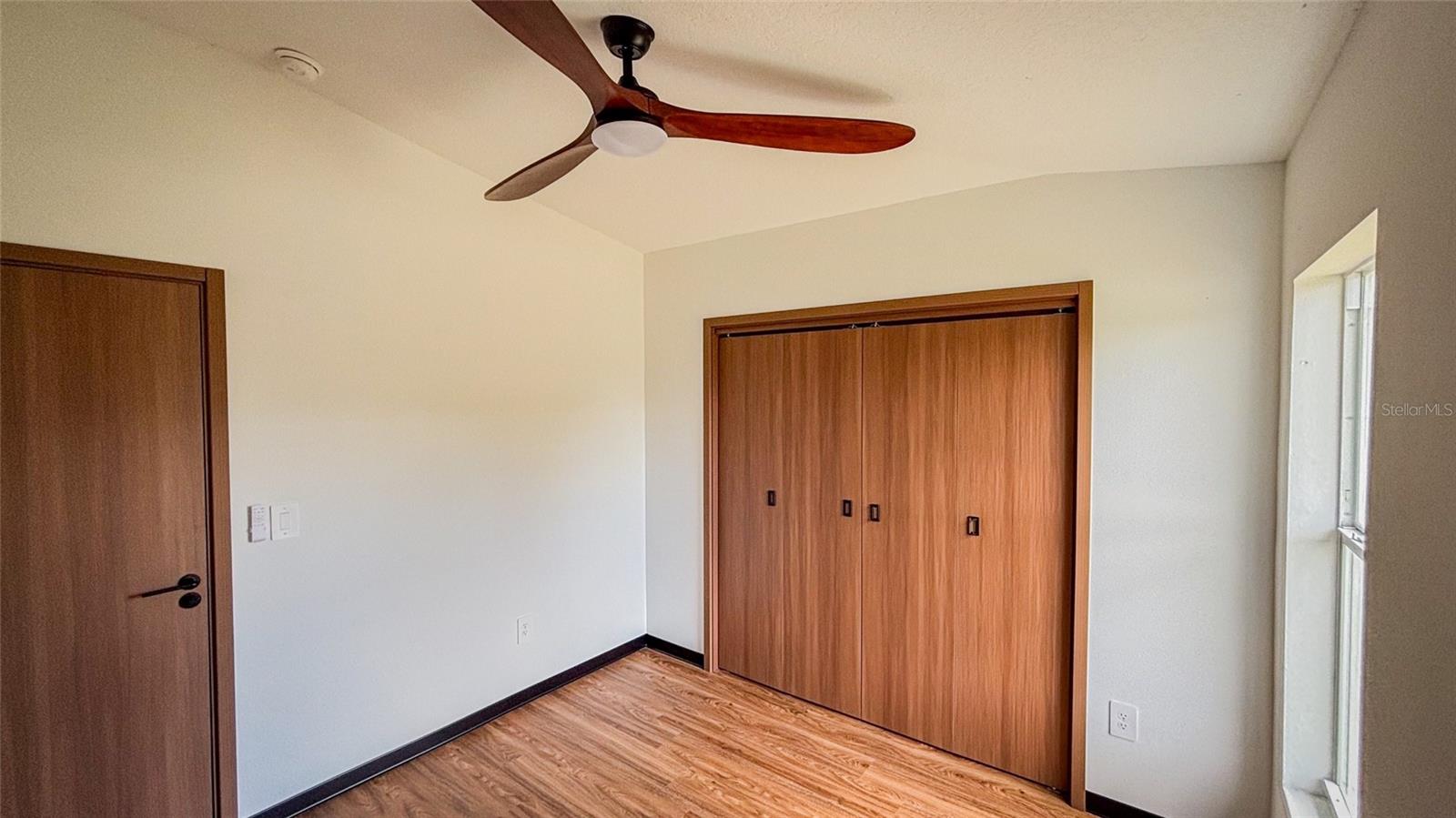 SILVER SPGS SHORES - Residential
