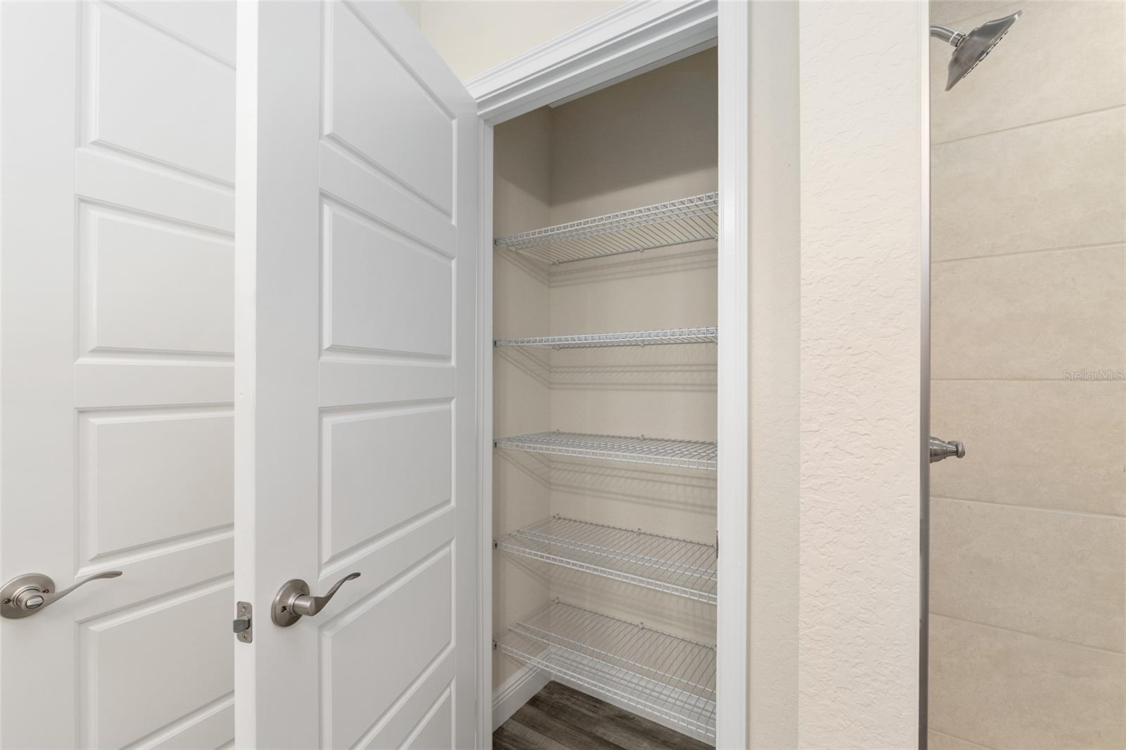 SILVER SPRINGS SHORES UNIT 21 - Residential