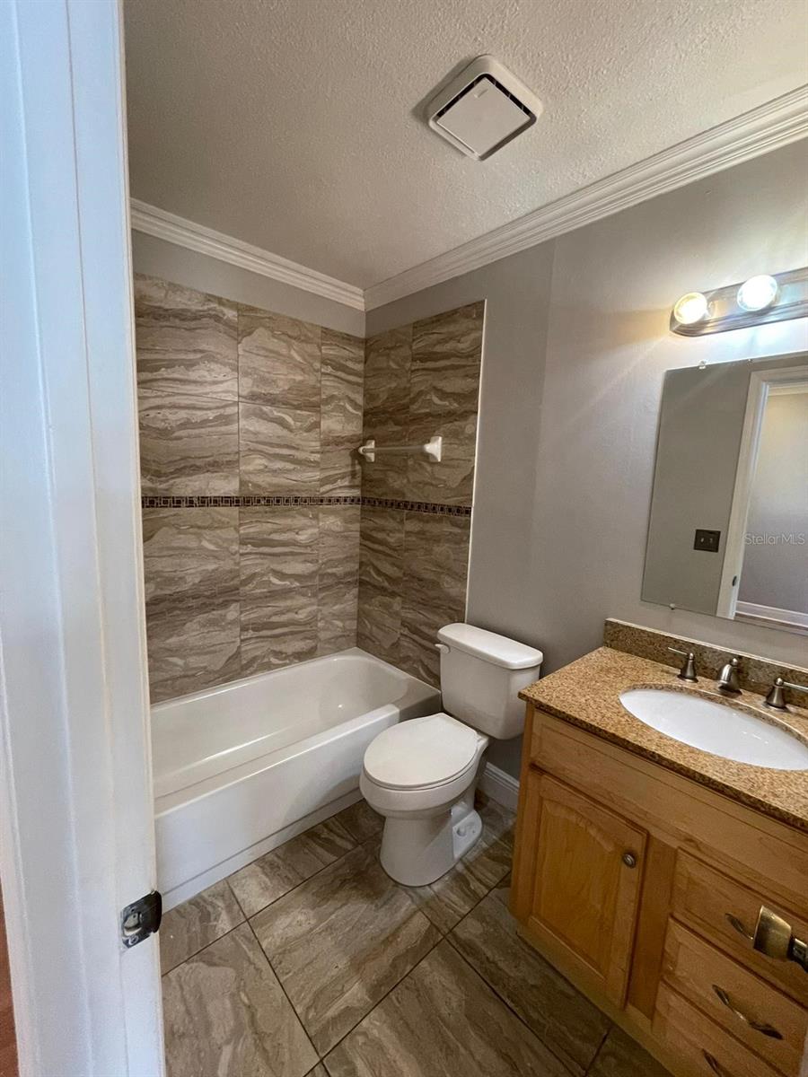 HIDDEN CREEK CONDO PH 08 - Residential Lease