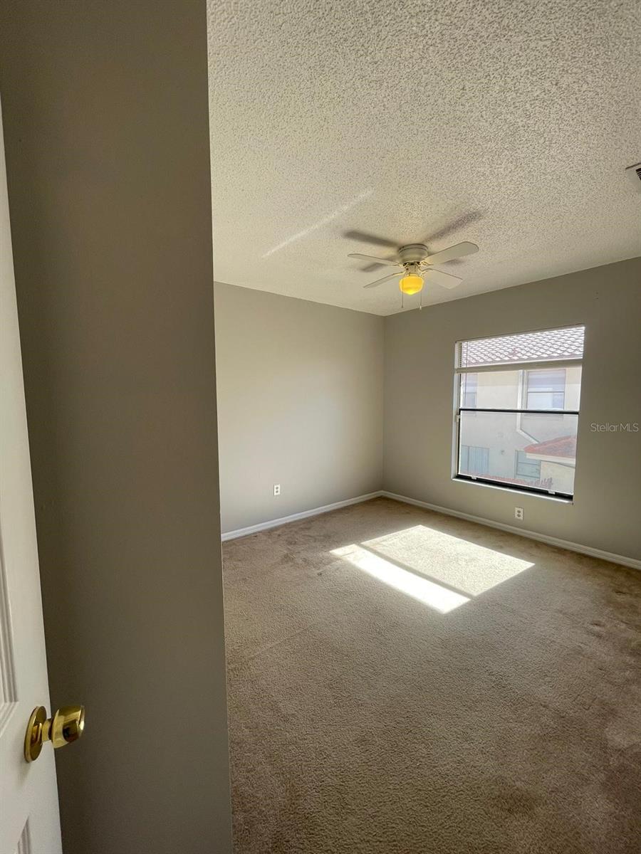 HIDDEN CREEK CONDO PH 08 - Residential Lease