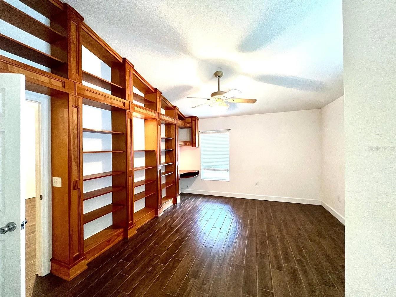 LAKE LARGO - Residential Lease