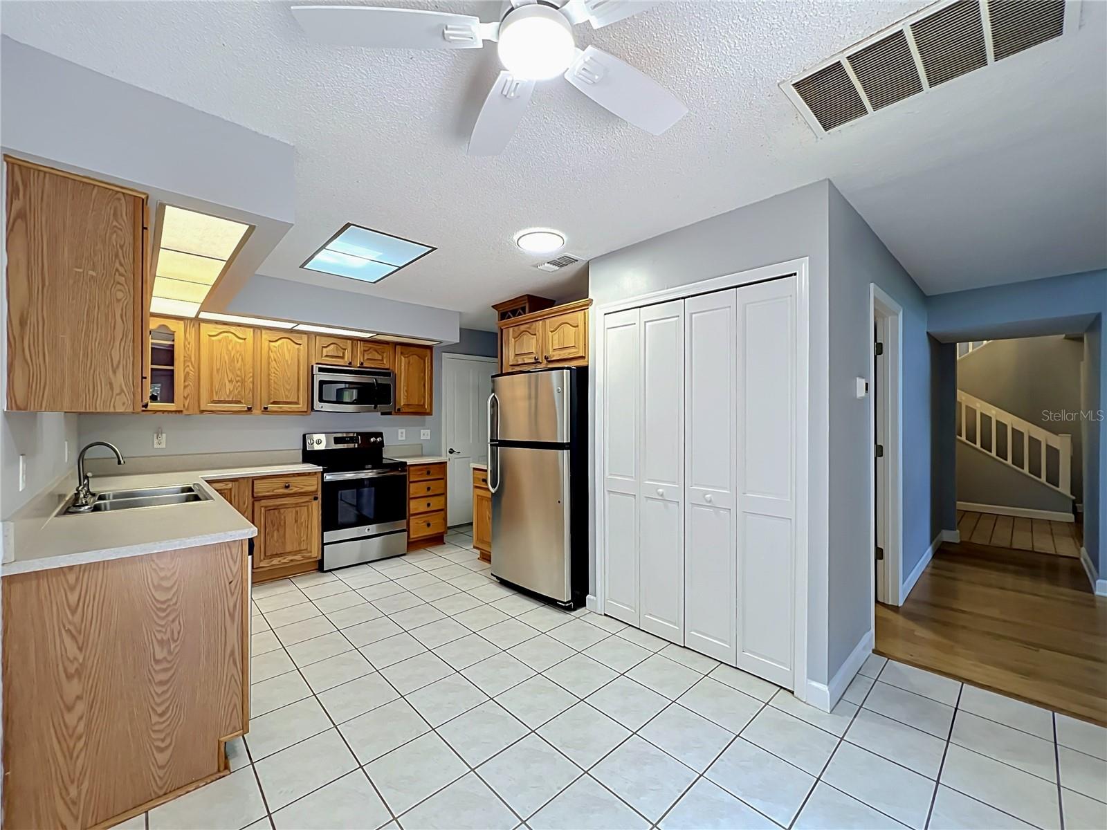 SPRINGS WHISPERING PINES SEC 2 - Residential