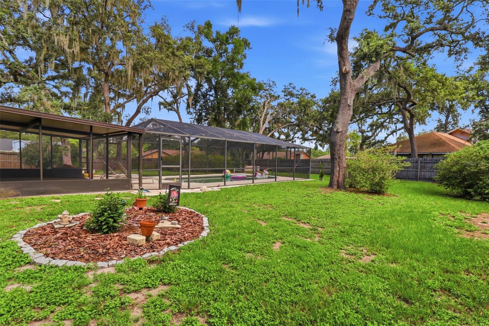 BLOOMINGDALE SEC D UNIT - Residential