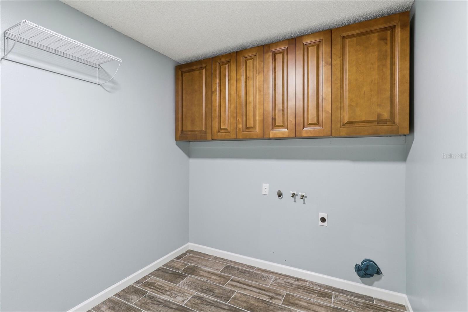 BLOOMINGDALE SEC D UNIT - Residential
