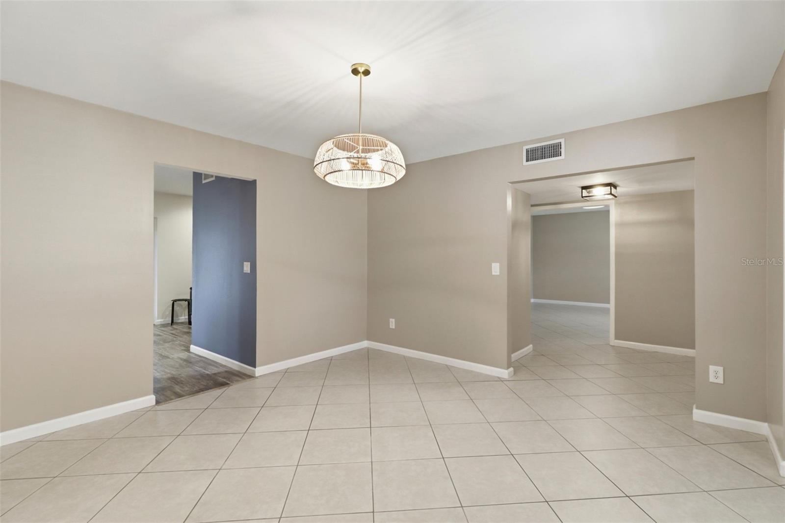 BLOOMINGDALE SEC D UNIT - Residential