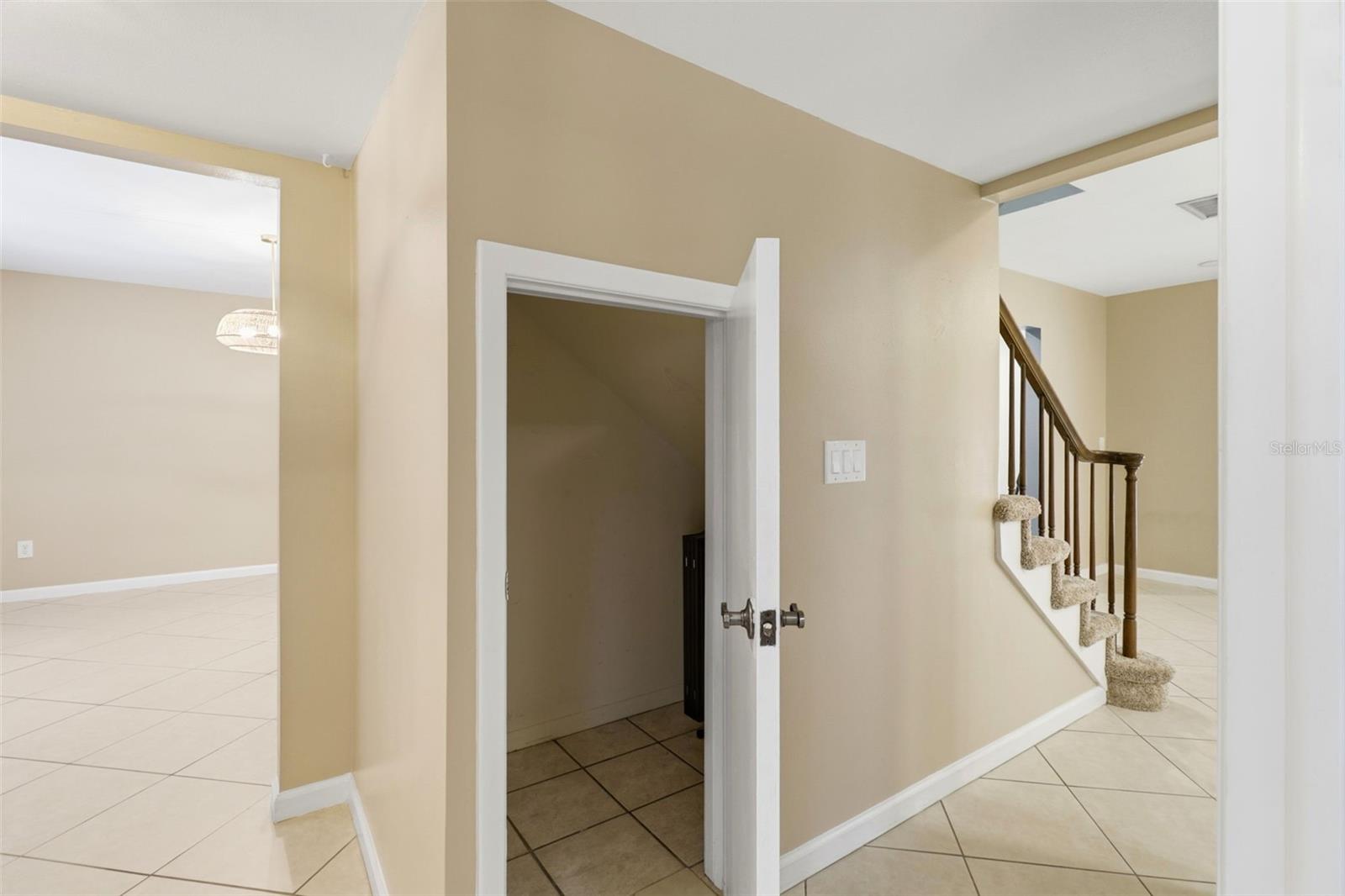 BLOOMINGDALE SEC D UNIT - Residential