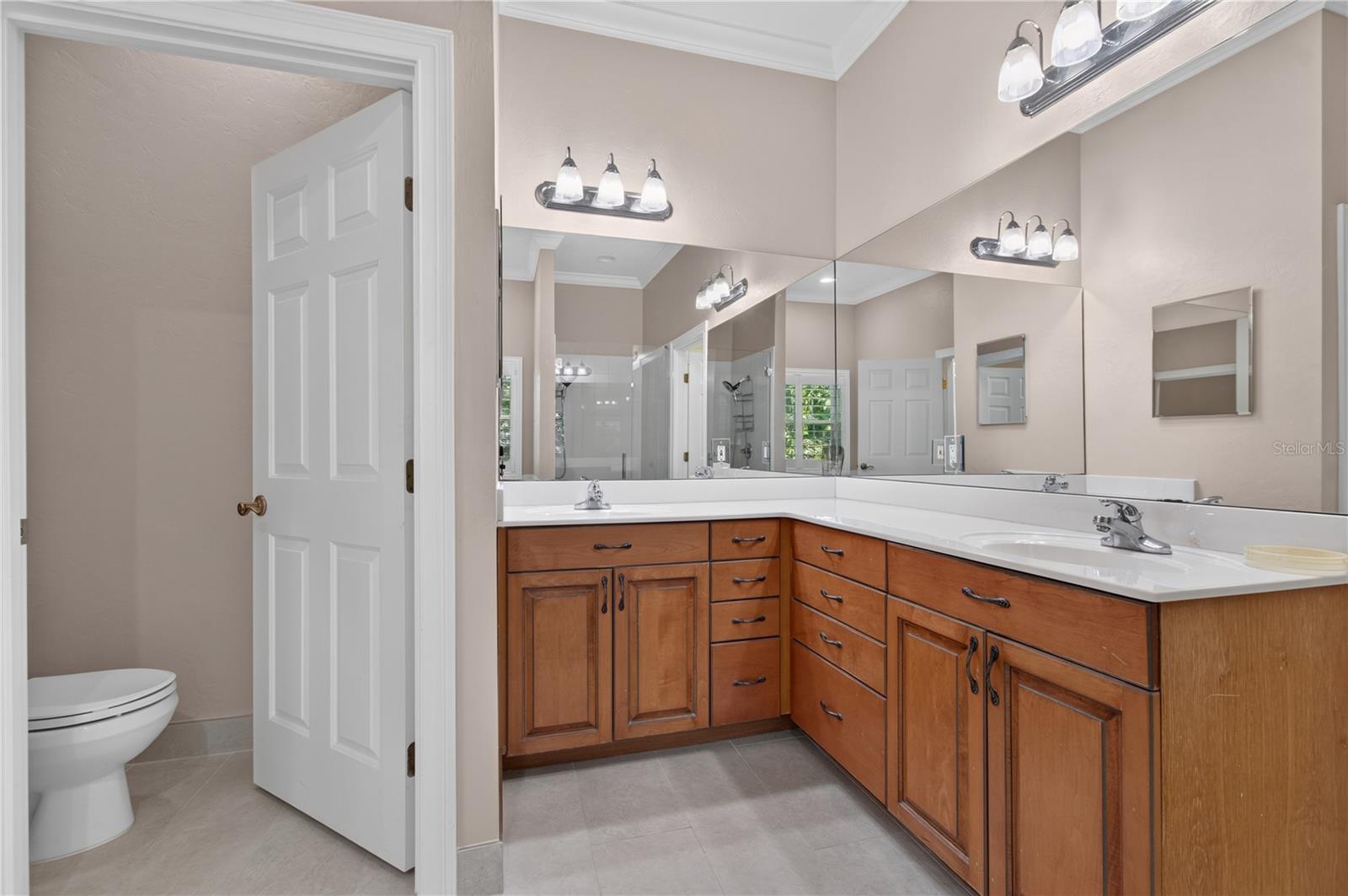 BROOKFIELD - Residential