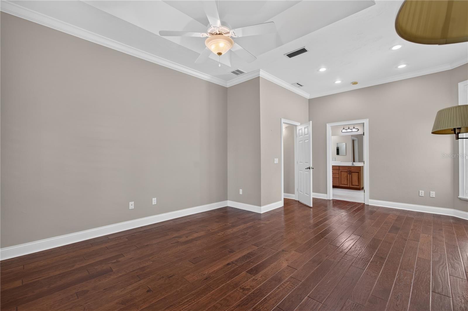 BROOKFIELD - Residential