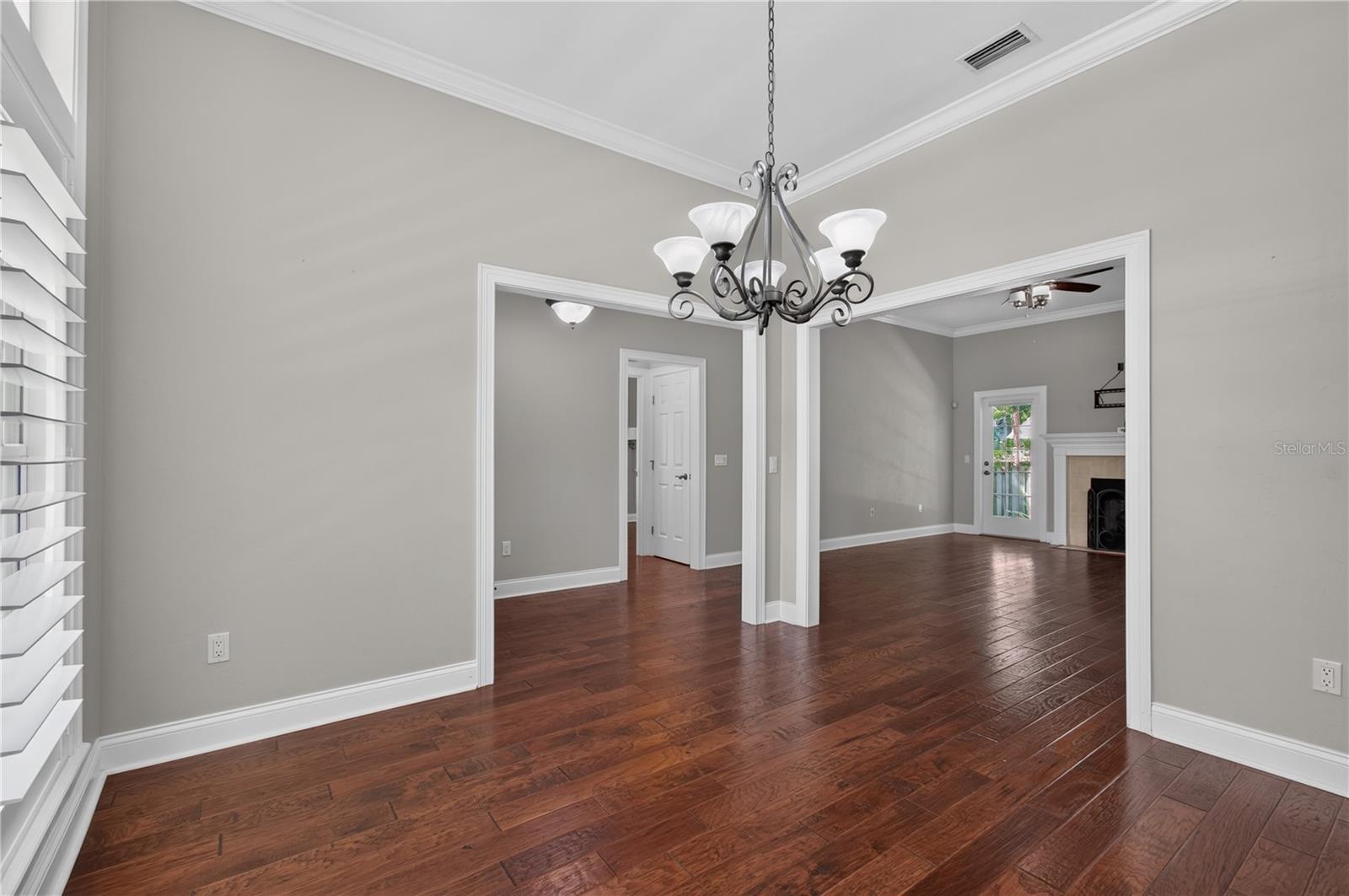 BROOKFIELD - Residential