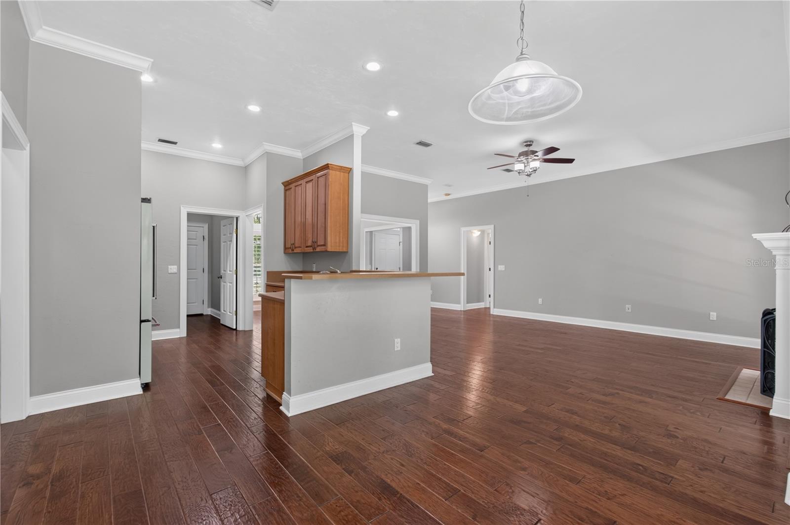 BROOKFIELD - Residential