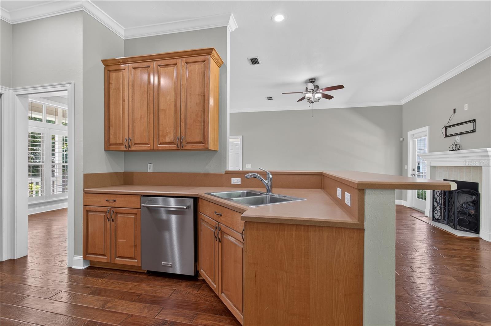 BROOKFIELD - Residential
