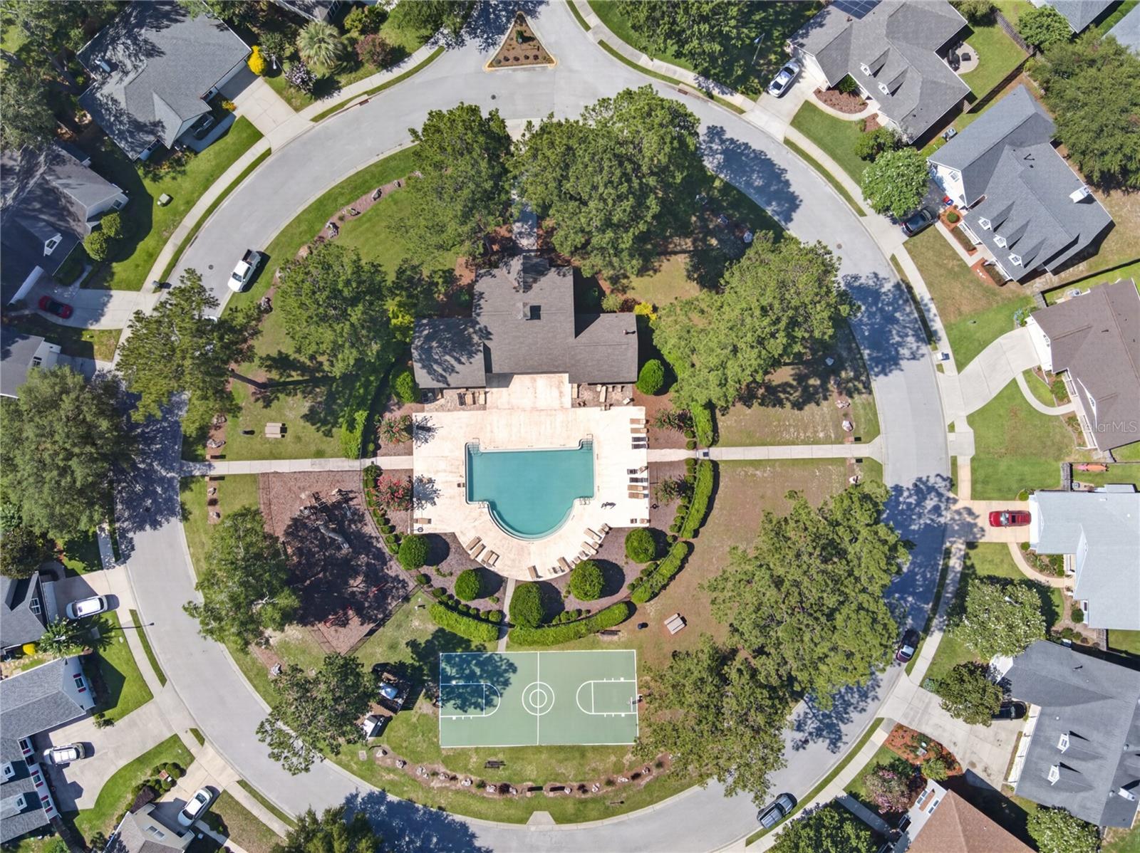 BROOKFIELD - Residential