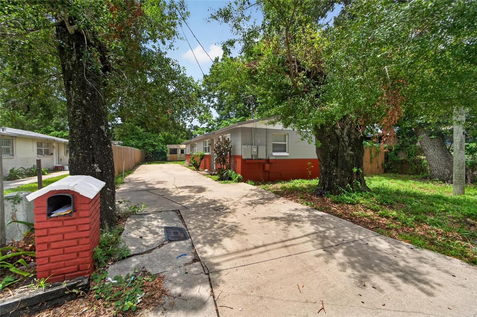 FERN CLIFF - Residential