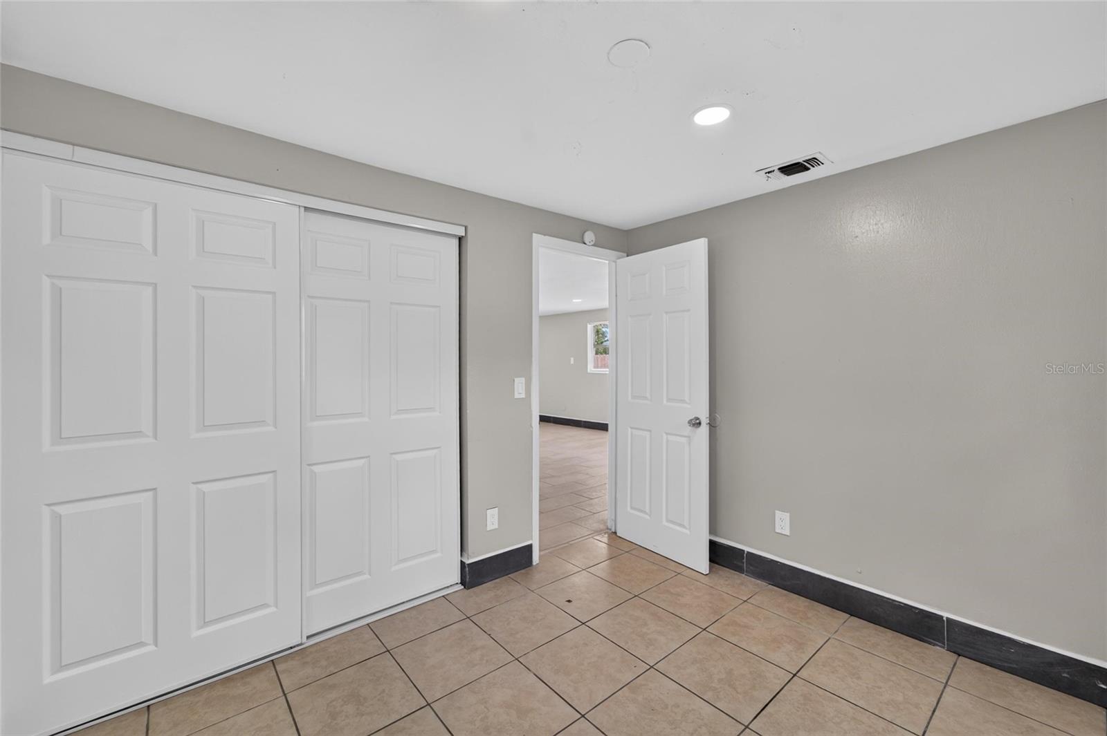 FERN CLIFF - Residential
