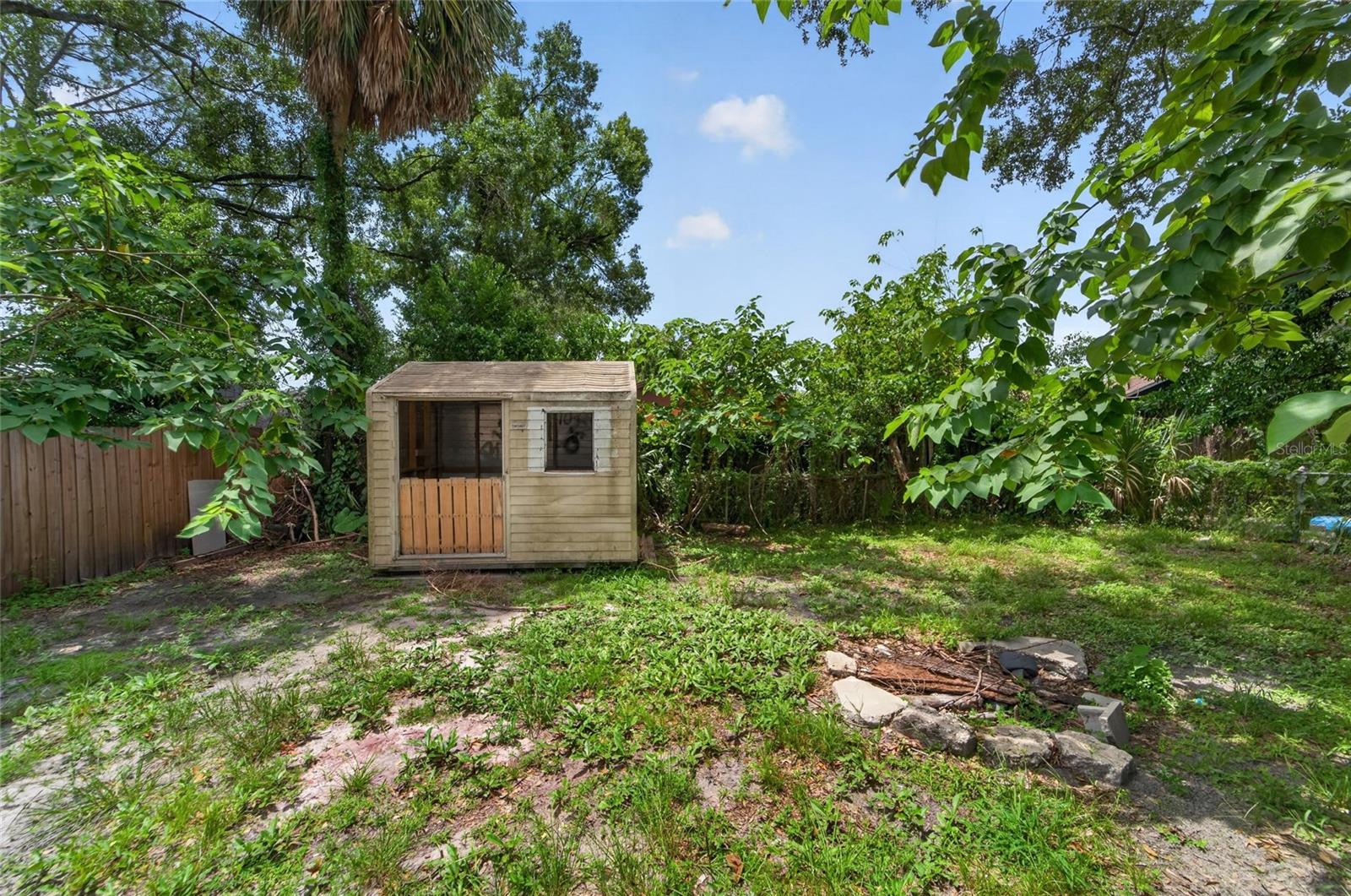 FERN CLIFF - Residential