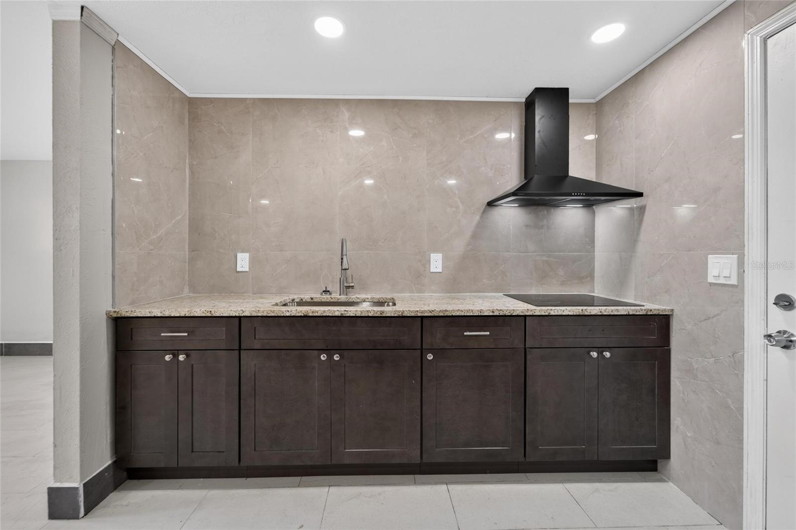 FERN CLIFF - Residential