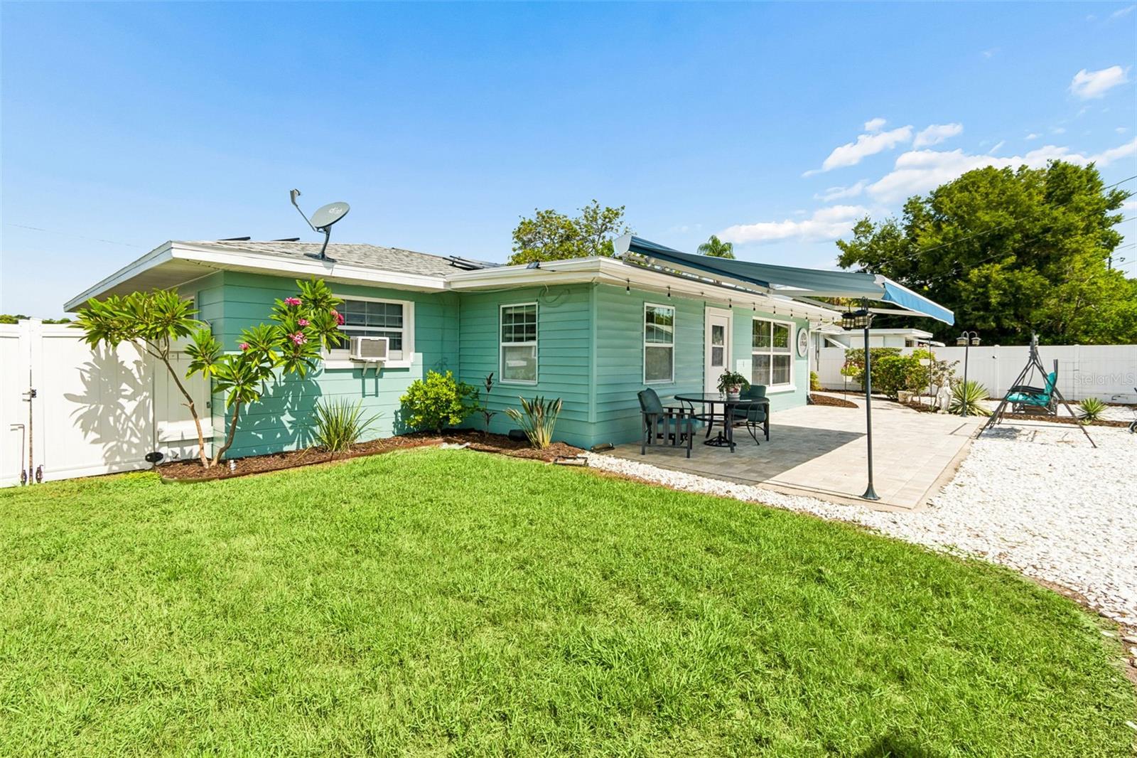 TROPIC HILLS - Residential