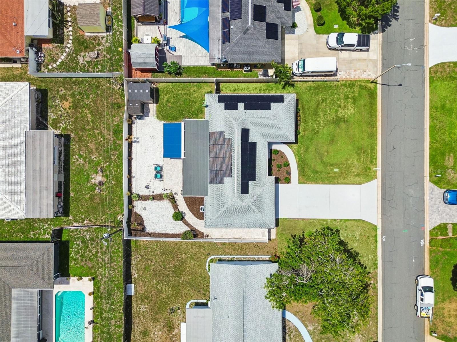 TROPIC HILLS - Residential