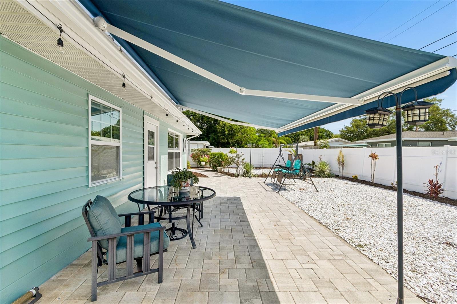 TROPIC HILLS - Residential