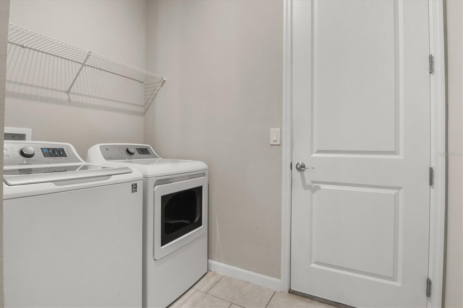 VISTA DEL LAGO PH III - Residential