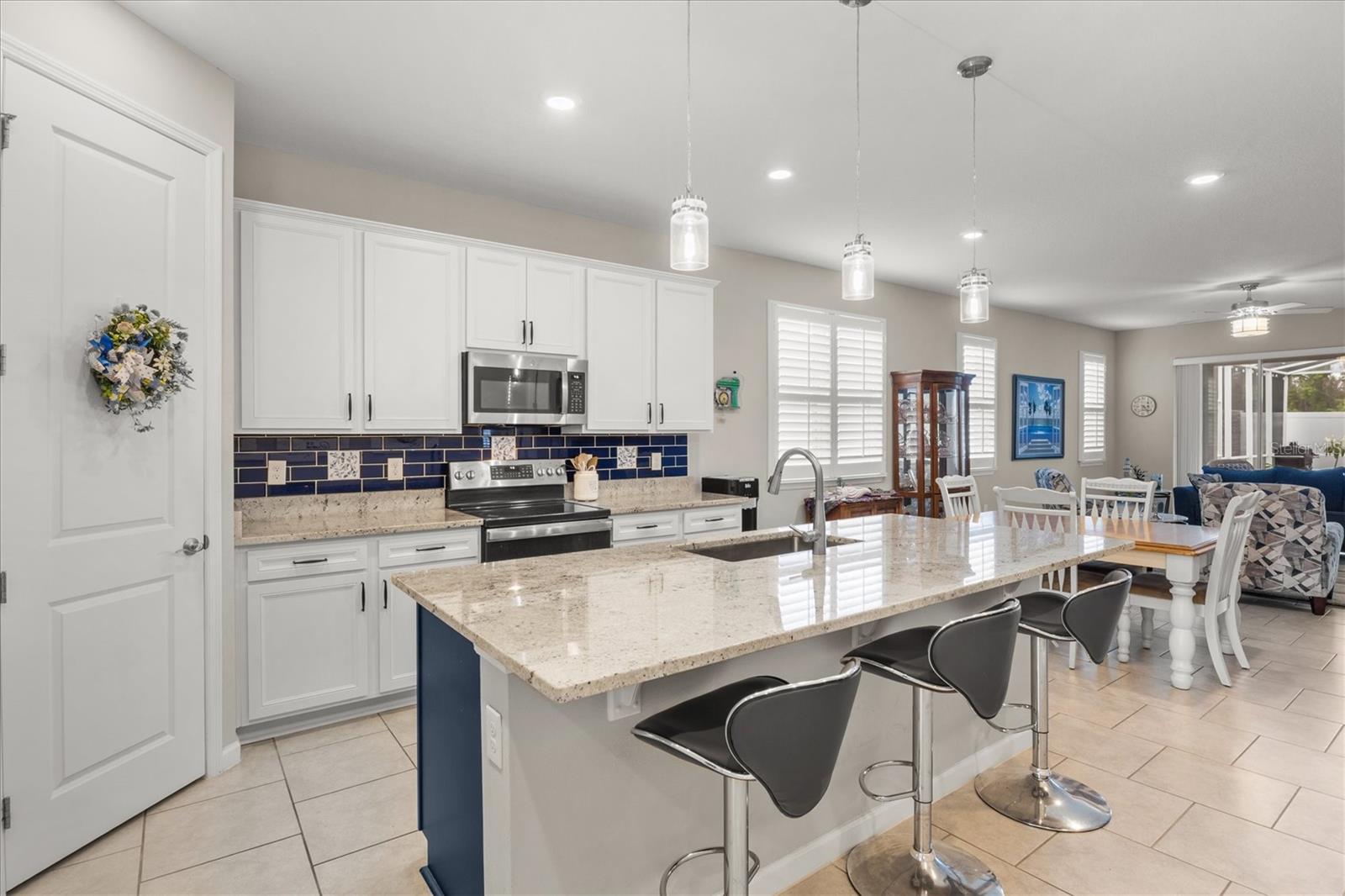 VISTA DEL LAGO PH III - Residential