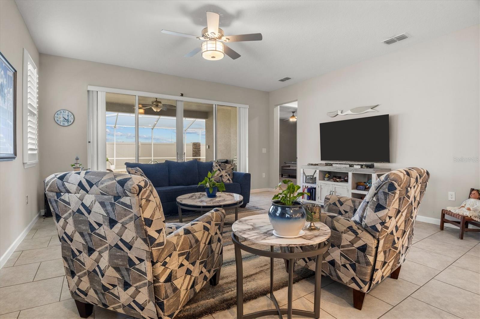 VISTA DEL LAGO PH III - Residential