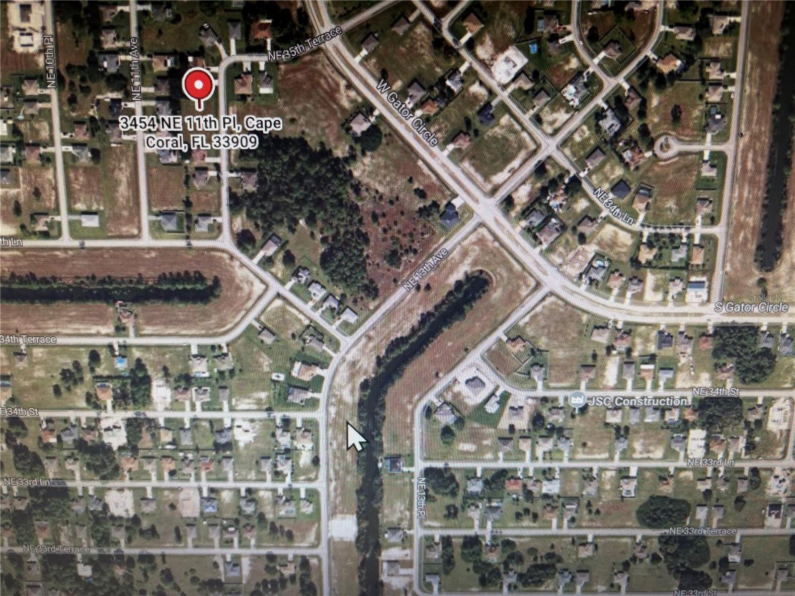 CAPE CORAL - Land
