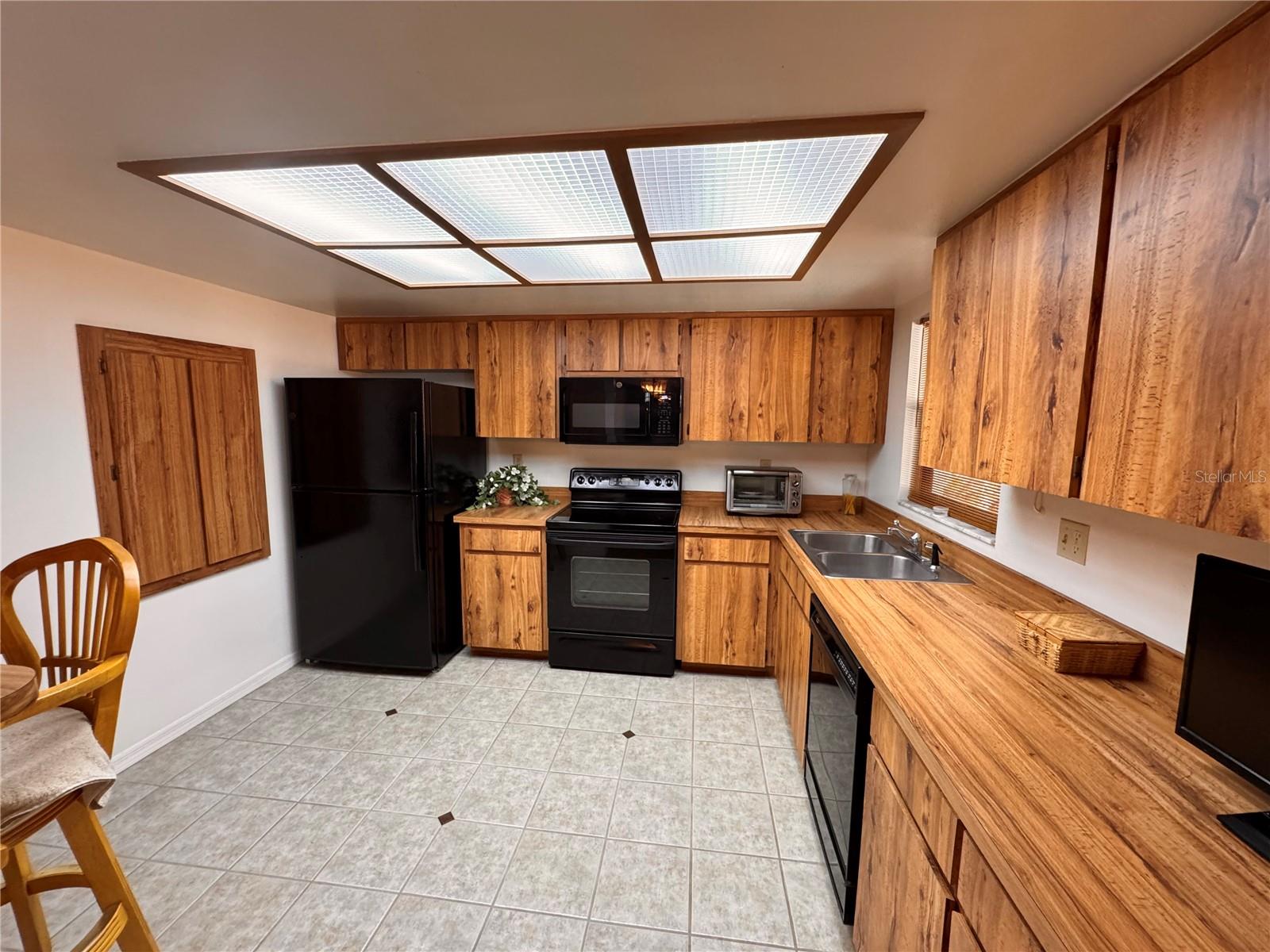CATALINA ESTATES - Residential