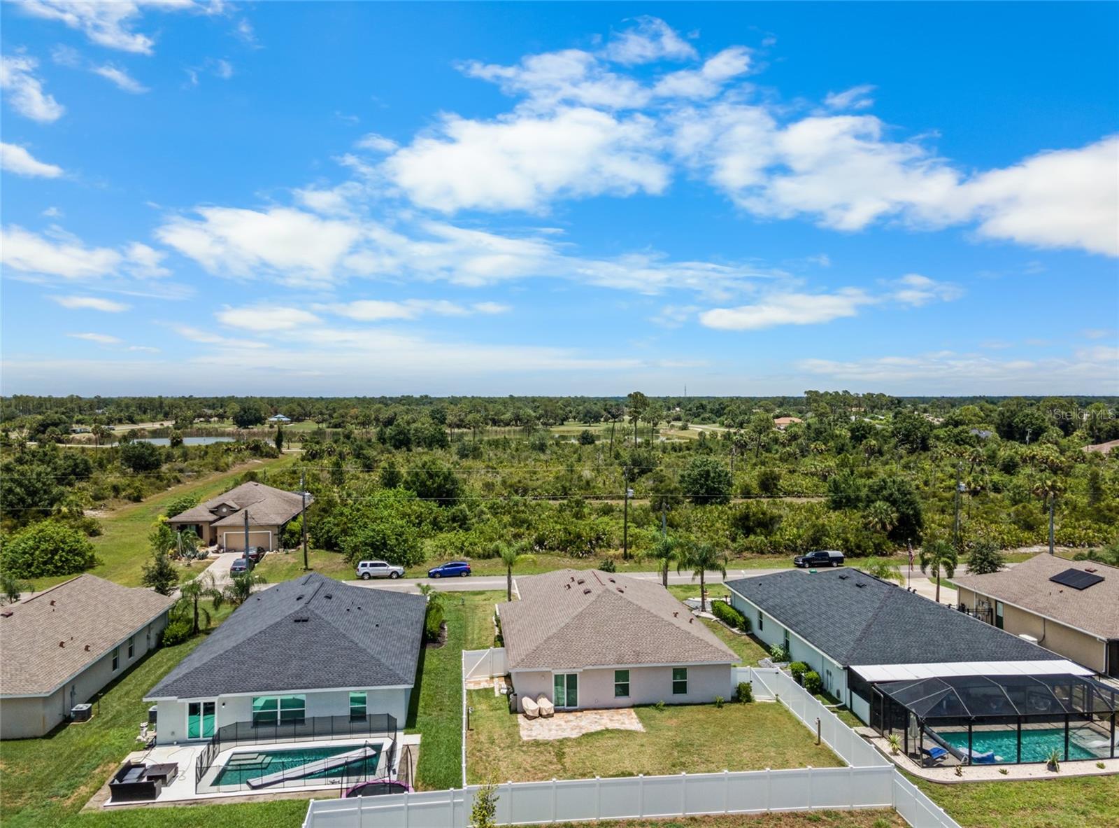 ROTONDA LAKES - Residential