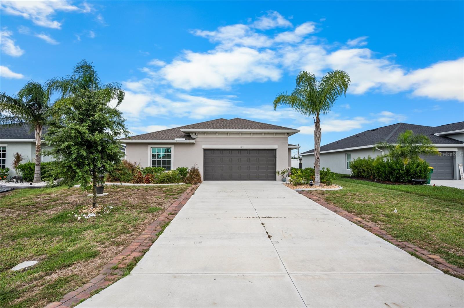 ROTONDA LAKES - Residential