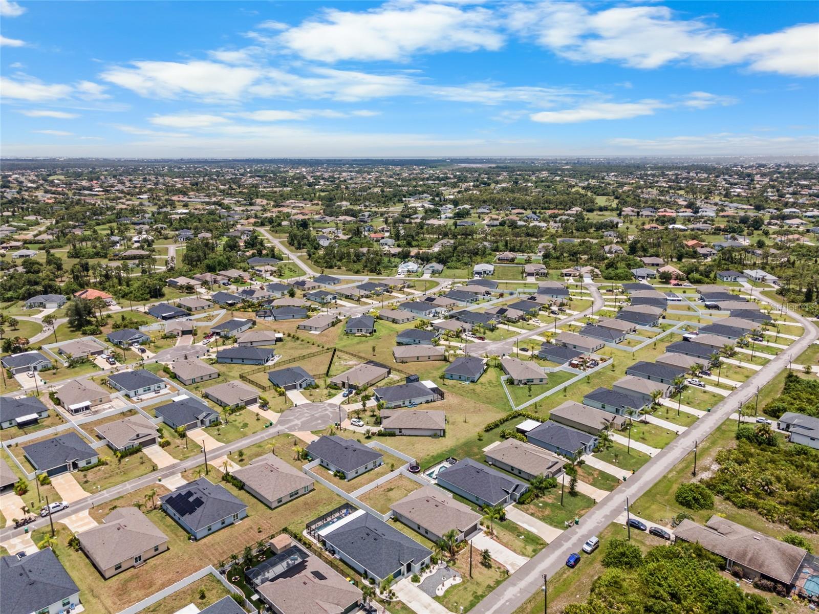 ROTONDA LAKES - Residential