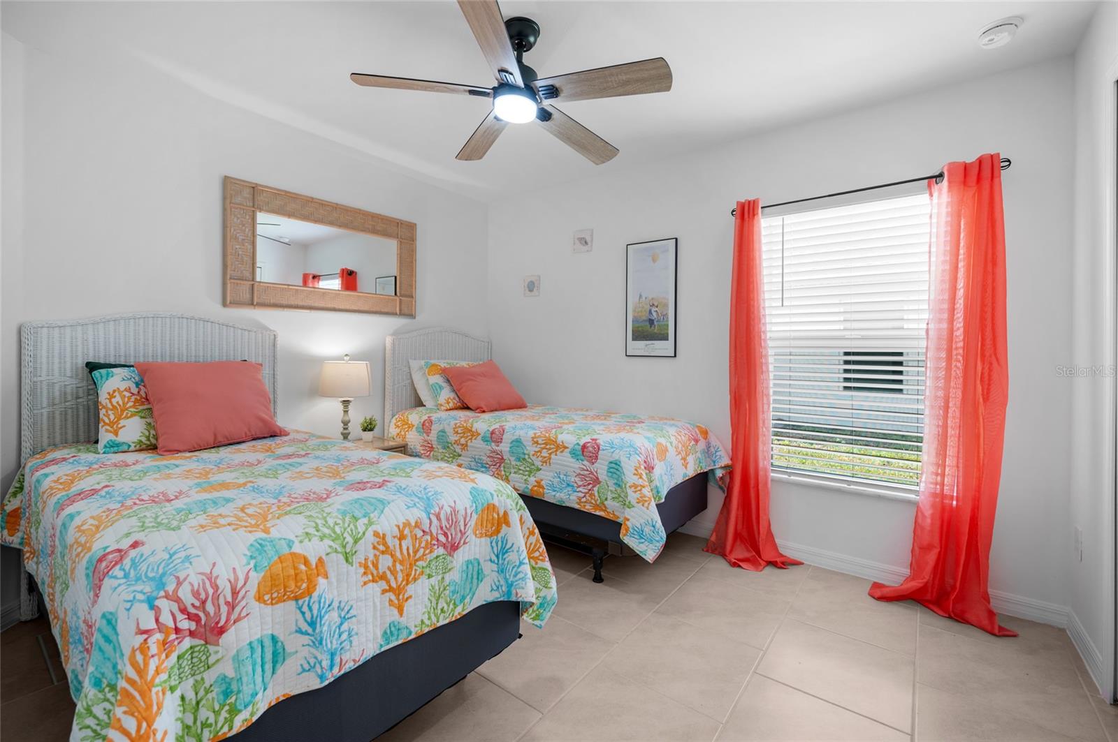 ROTONDA LAKES - Residential