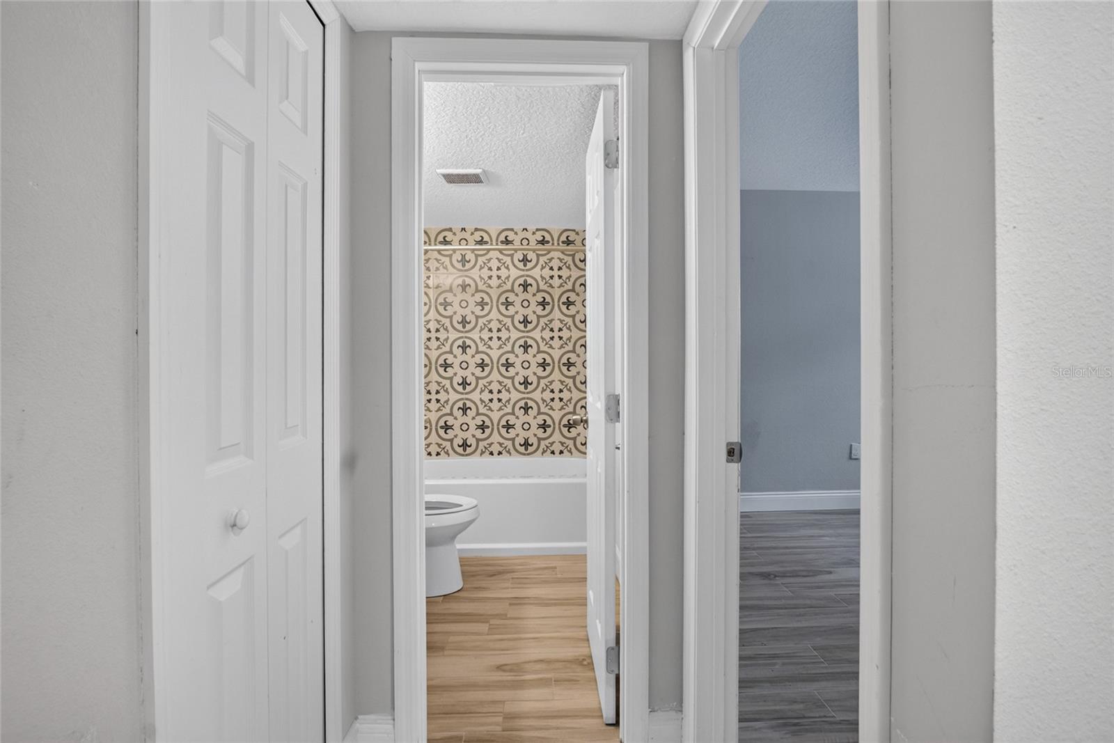 WINTER PARK WOODS CONDO - Residential