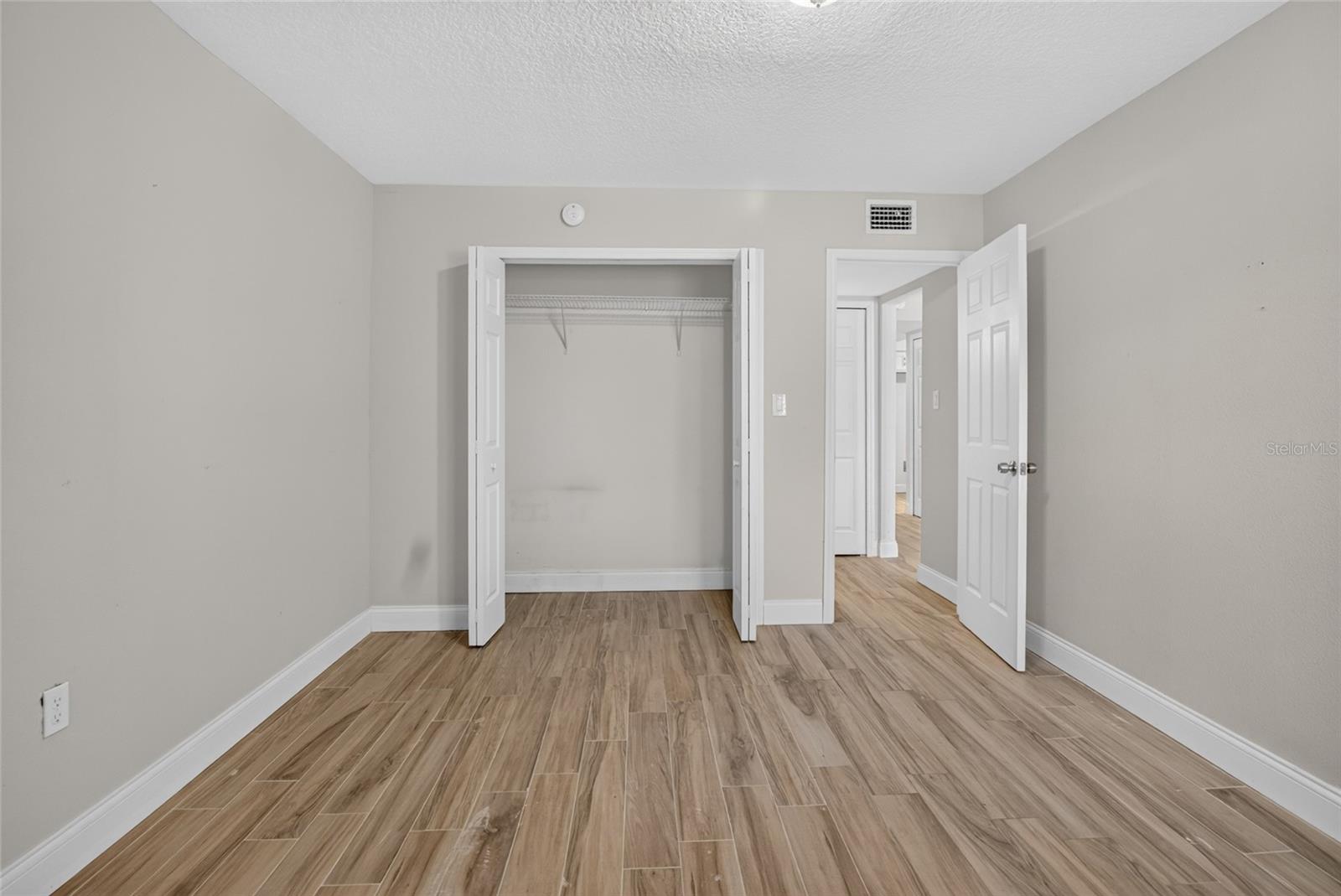 WINTER PARK WOODS CONDO - Residential