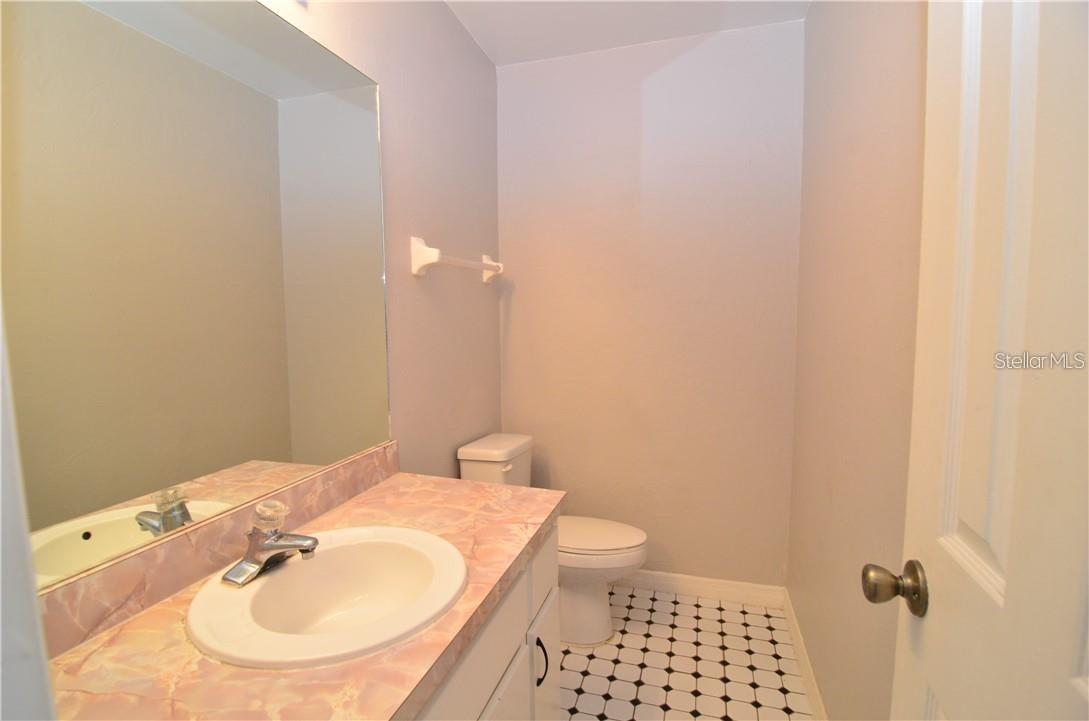 CHARLES TOWNE - Residential Lease
