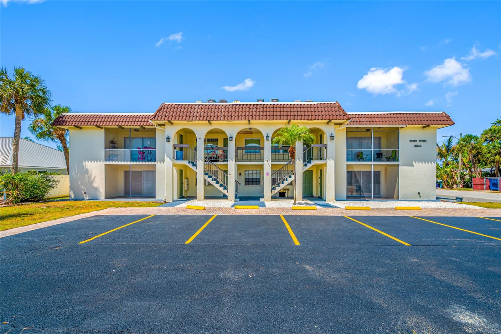 ST PETERSBURG BEACH NORTH UNIT 4 - Residential Lease
