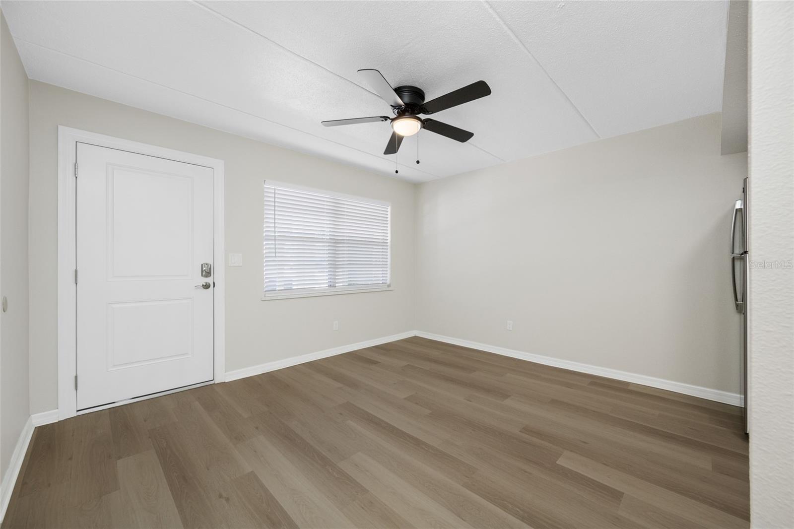 ST PETERSBURG BEACH NORTH UNIT 4 - Residential Lease