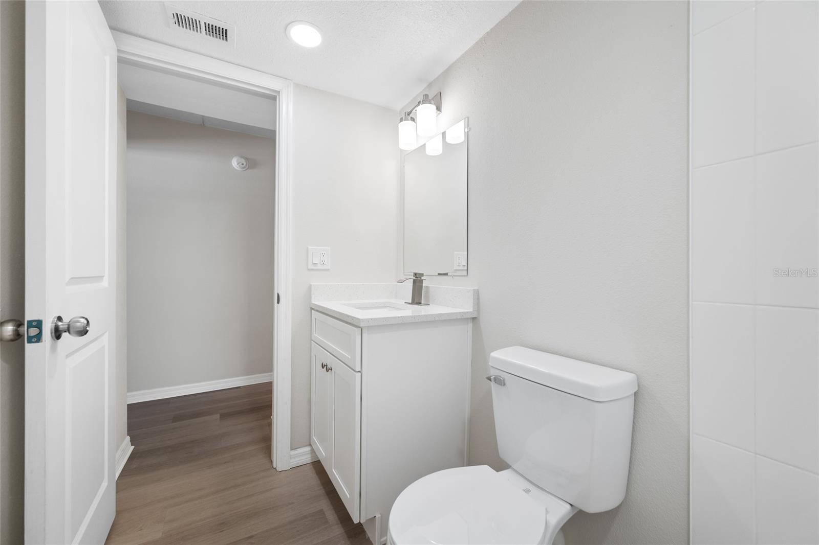 ST PETERSBURG BEACH NORTH UNIT 4 - Residential Lease