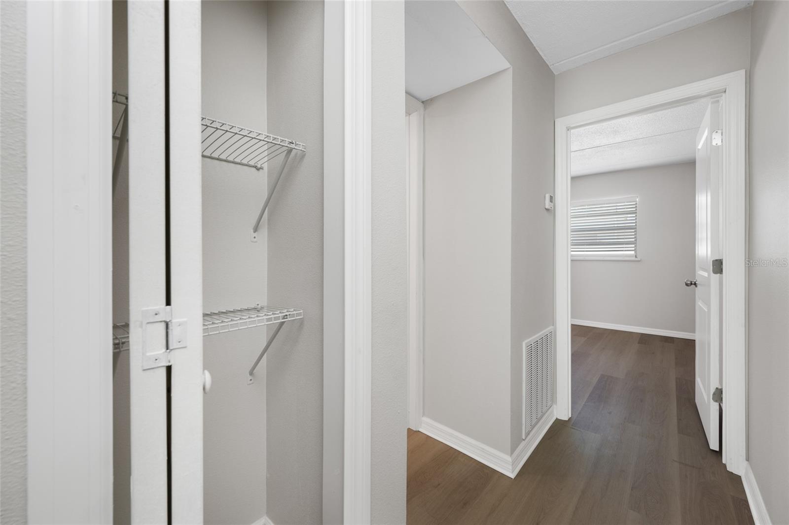 ST PETERSBURG BEACH NORTH UNIT 4 - Residential Lease