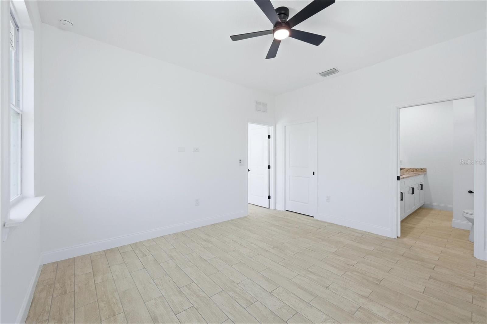 ROTONDA SANDS - Residential Lease