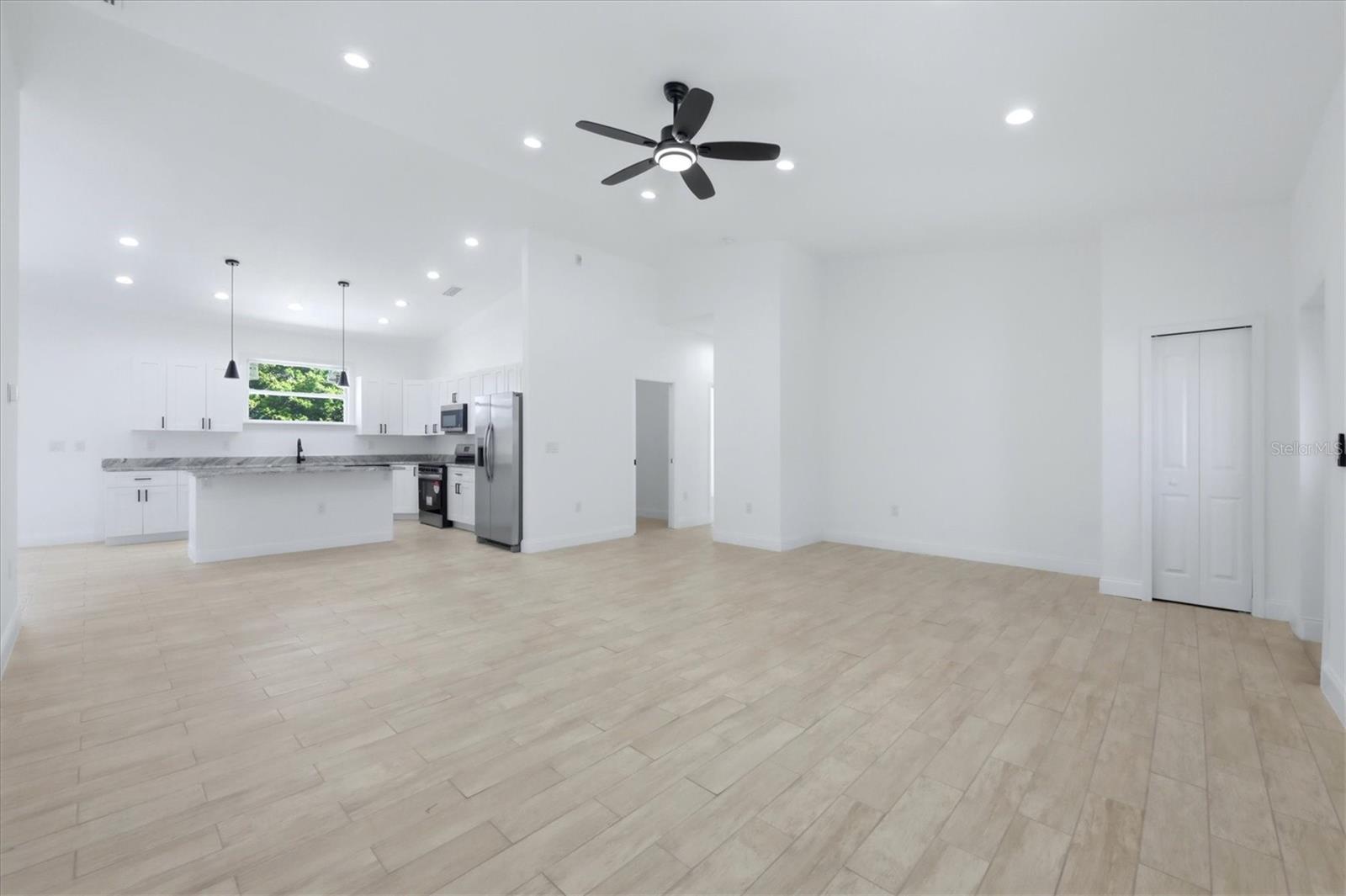 ROTONDA SANDS - Residential Lease