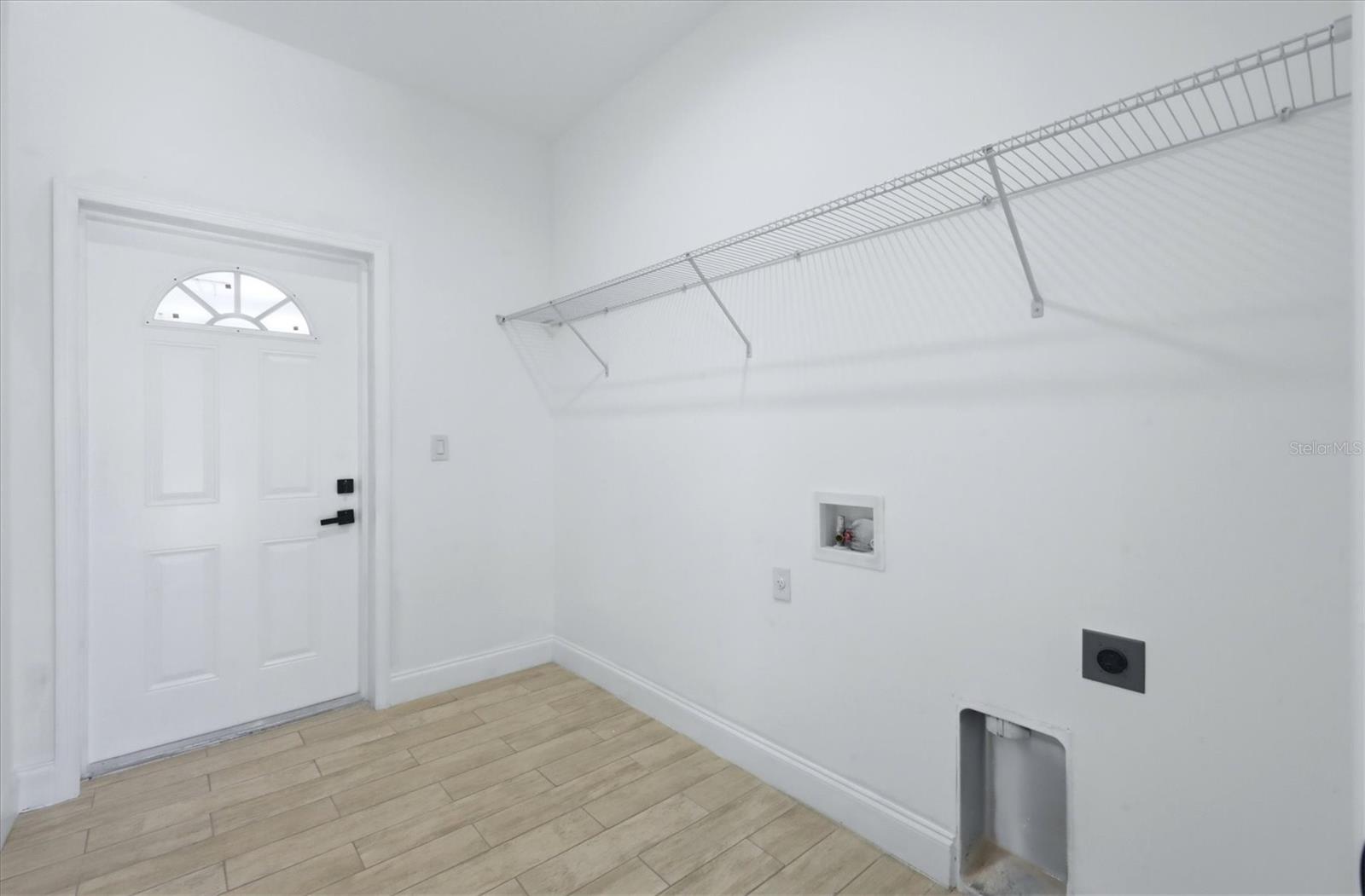 ROTONDA SANDS - Residential Lease