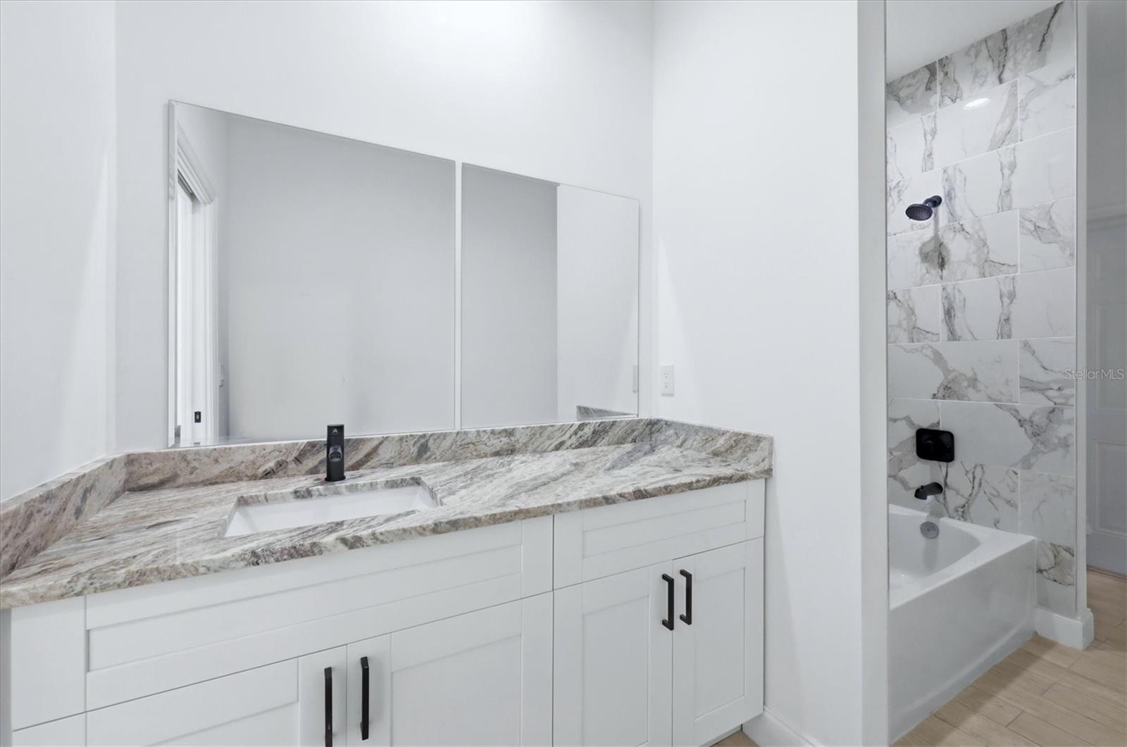 ROTONDA SANDS - Residential Lease
