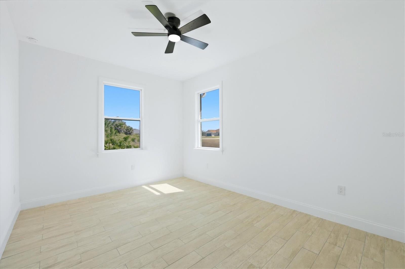 ROTONDA SANDS - Residential Lease