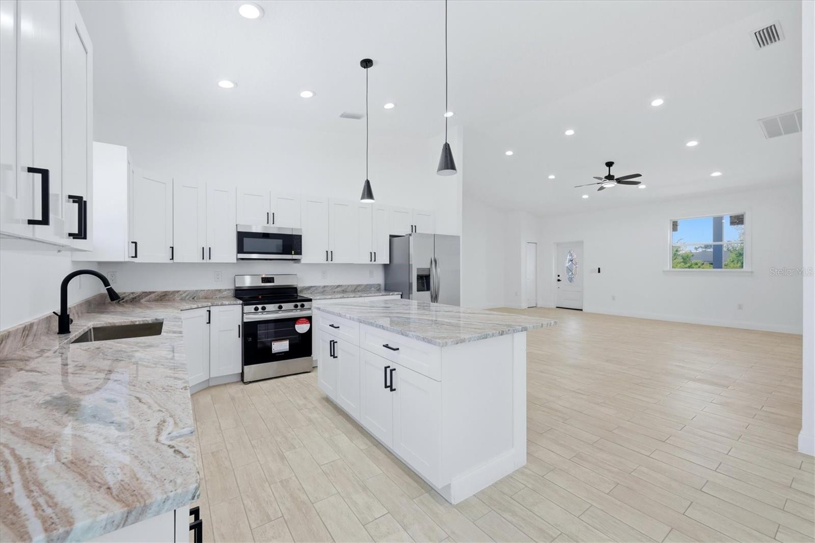 ROTONDA SANDS - Residential Lease