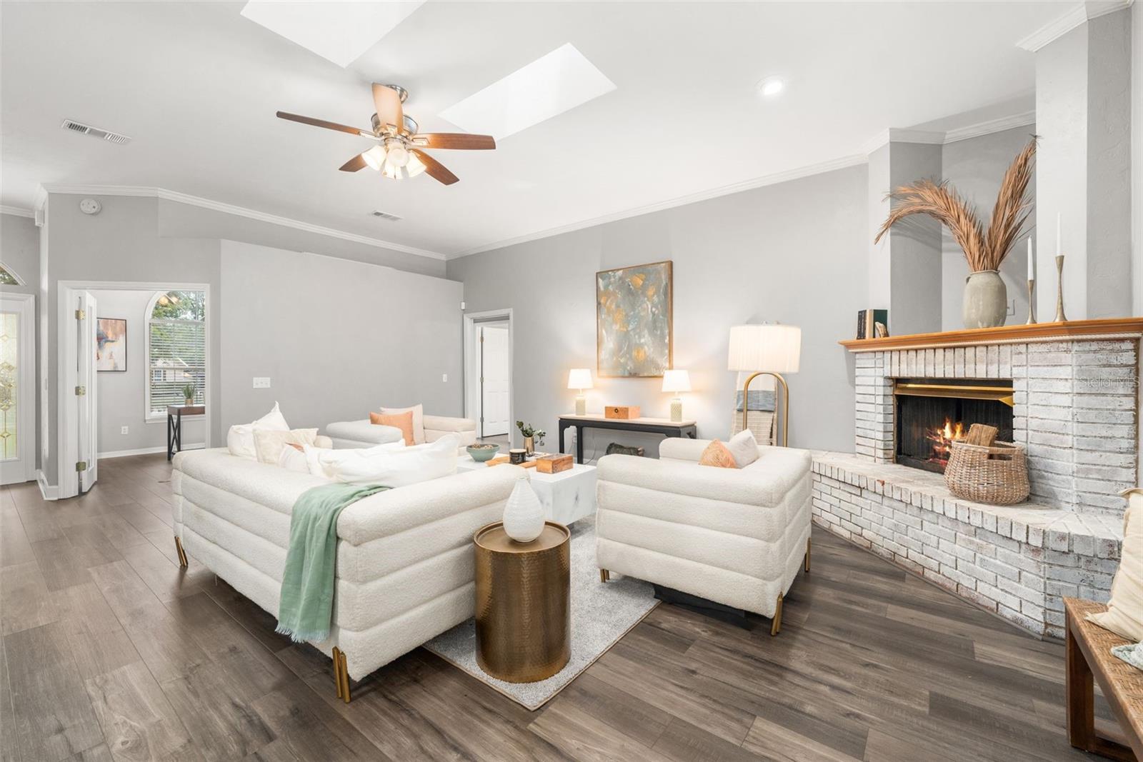 OAK CREST ESTATE ADD #3 - Residential